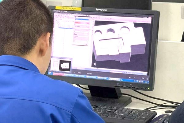 CNC machining parts programming and simulation