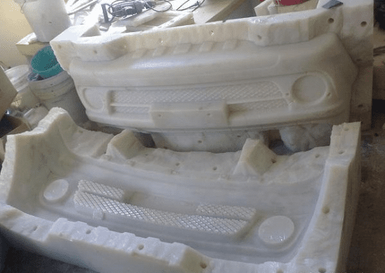 Vacuum casting Demolding