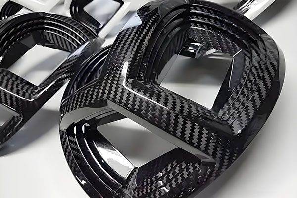 Composite Material Molding Process: Future of Manufacturing