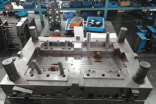 CNC machining of die casting mold