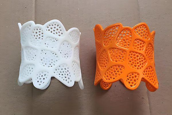 Dyeing SLA parts