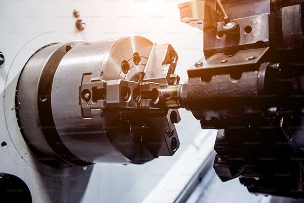 Custom Manufacturing Services: Optimize Costs & Efficiency