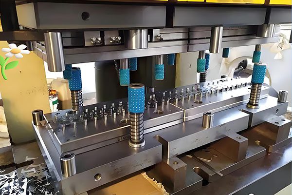 Material Selection Principles for Stamping Mold Parts: A Guide
