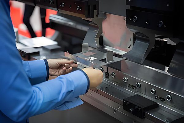 Sheet Metal DFM Principles for Manufacturing Efficiency